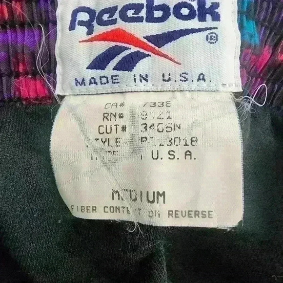 Vintage Reebok swim trunks Made in USA geometric pattern Medium 80s/90s - Picture 5 of 5